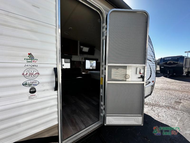 RV listing image