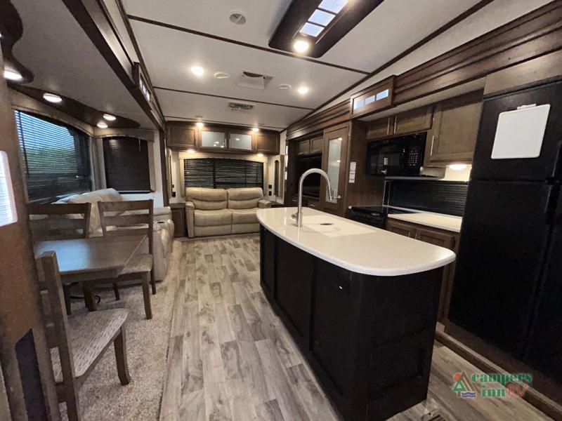 RV listing image
