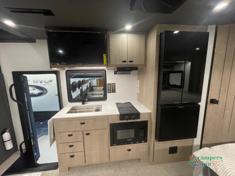 New 2025 Grand Design Lineage Series M 25FW Motor Home Class C