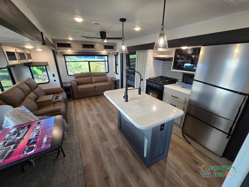 RV listing image