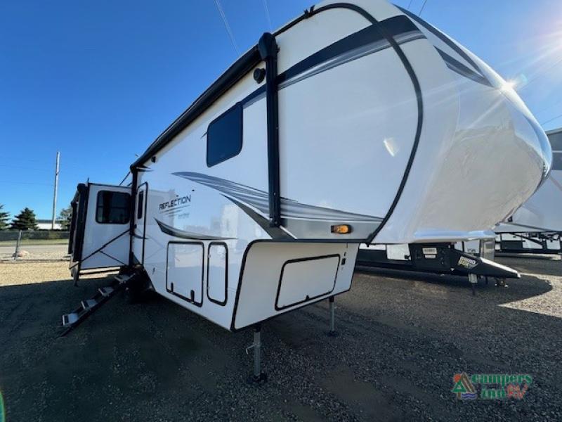 RV listing image