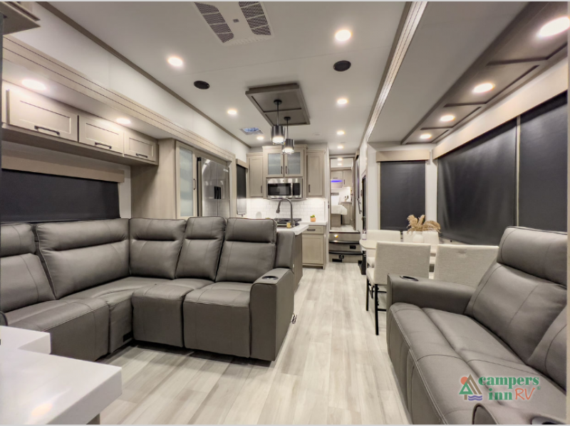 Grand Design RV Momentum M-Class Image