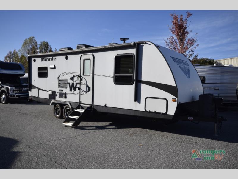RV listing image