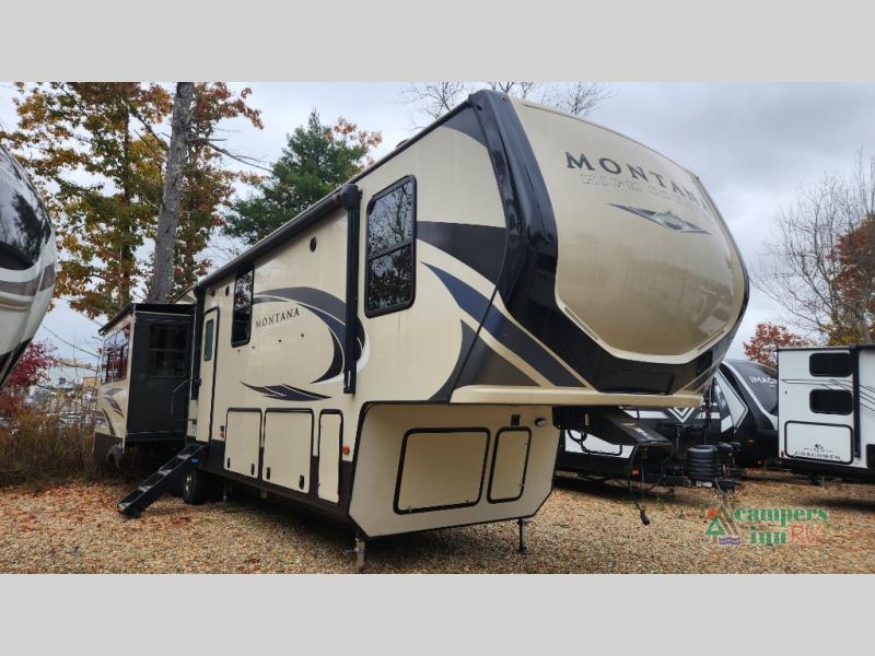 RV listing image