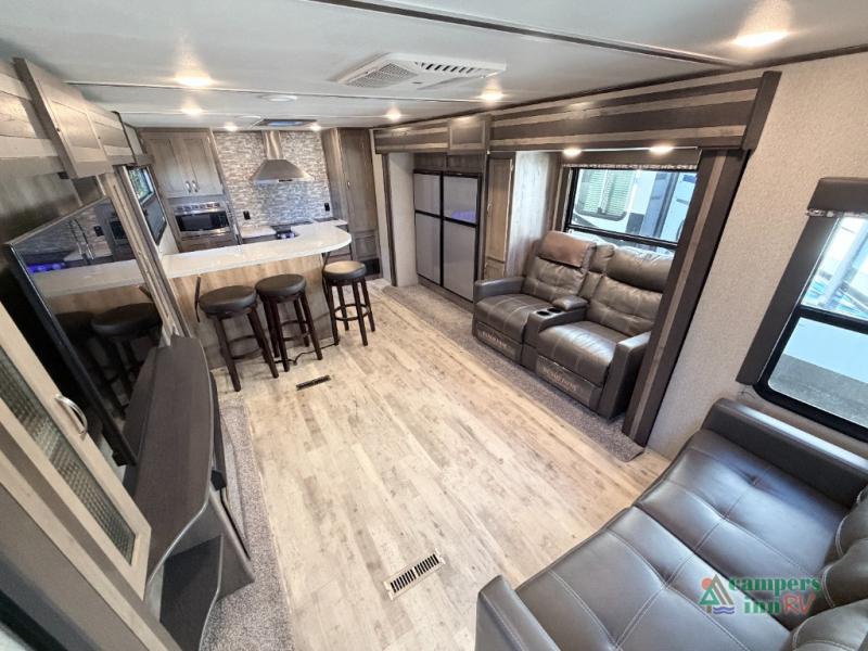 RV listing image