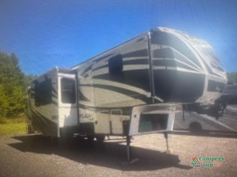 RV listing image