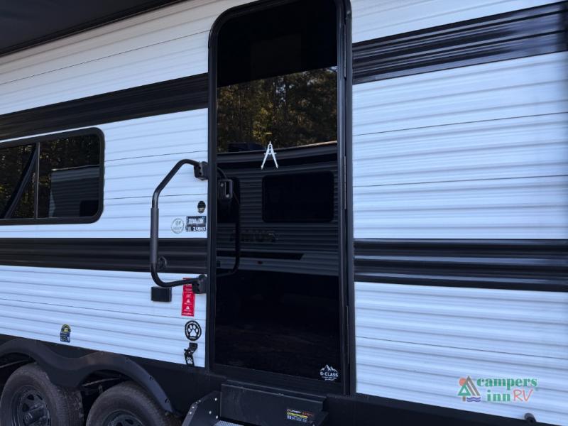 RV listing image