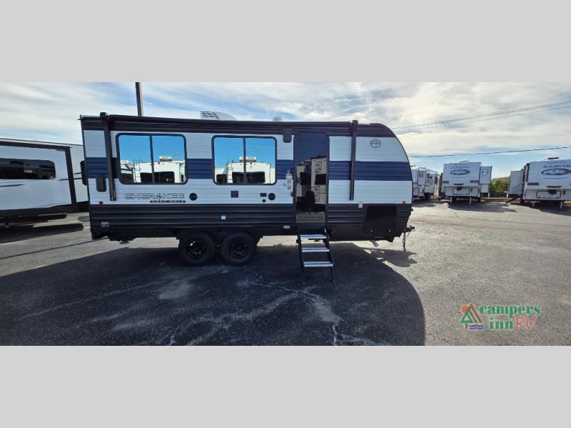 RV listing image