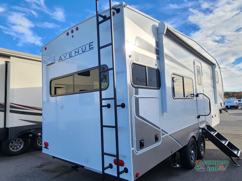 RV listing image