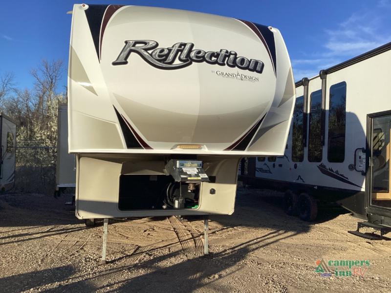 RV listing image