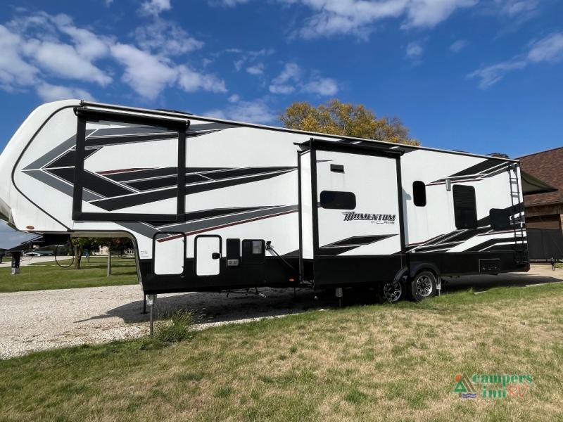 Used 2021 Grand Design Momentum 351M Toy Hauler Fifth Wheel at Campers ...