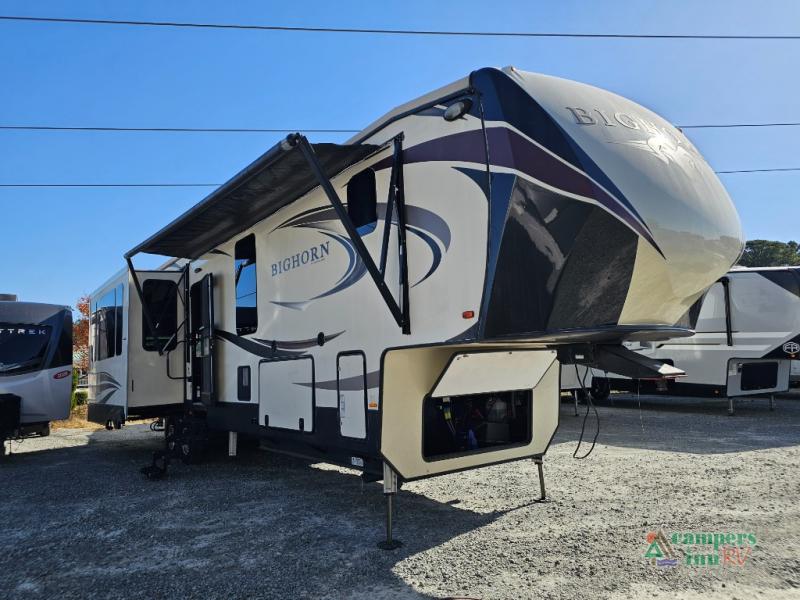 RV listing image