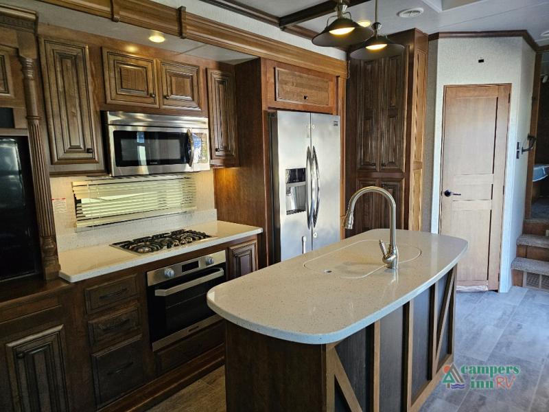 RV listing image