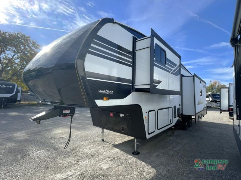RV listing image