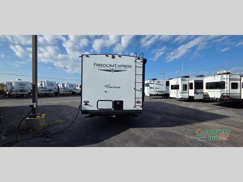 RV listing image