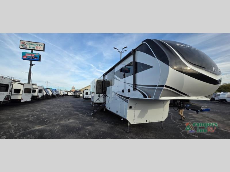 RV listing image