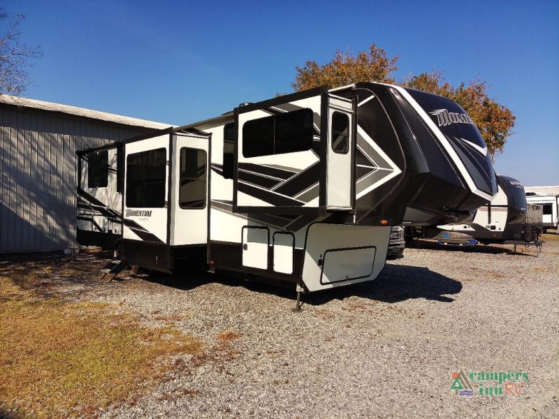 RV listing image