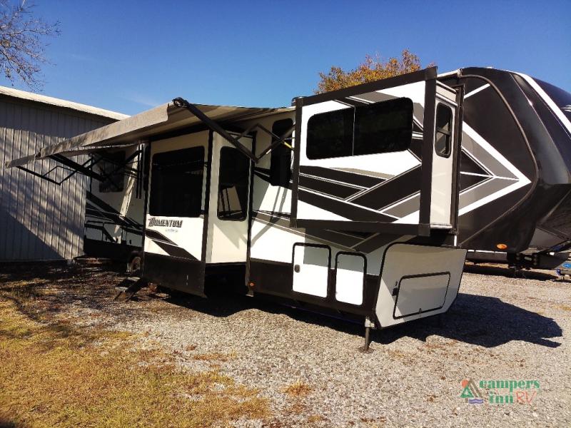 RV listing image