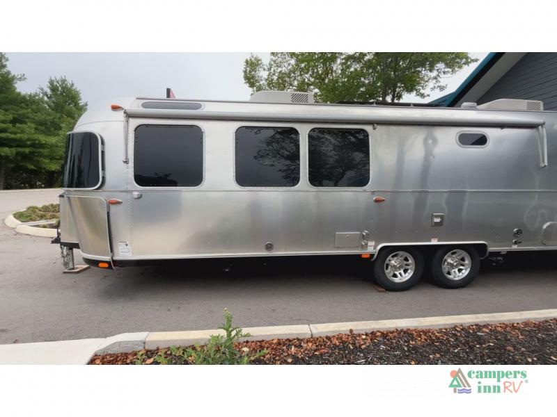 RV listing image