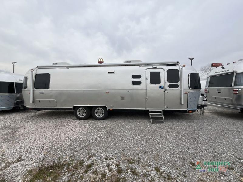 RV listing image