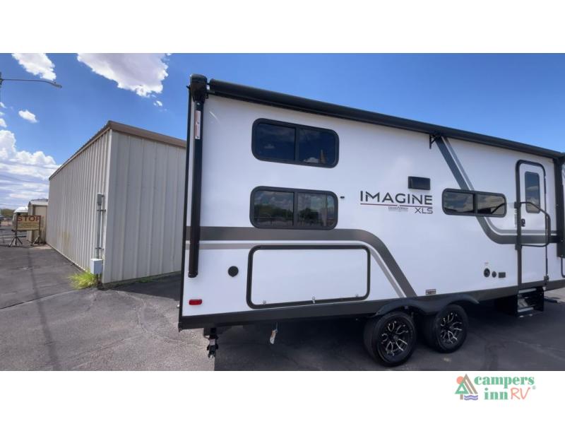 RV listing image