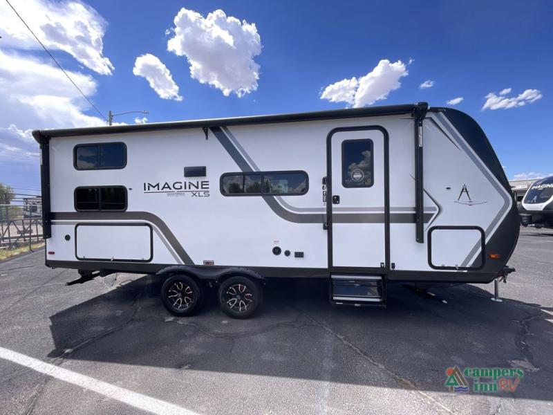 RV listing image