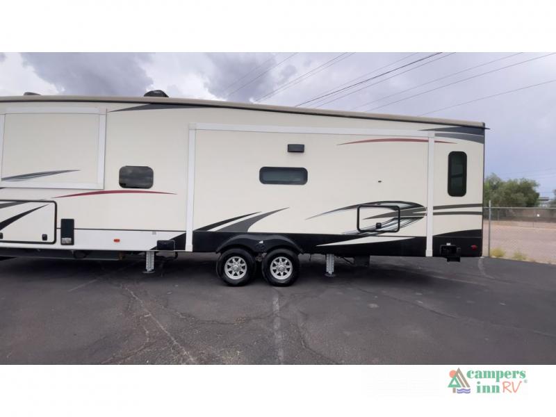 RV listing image
