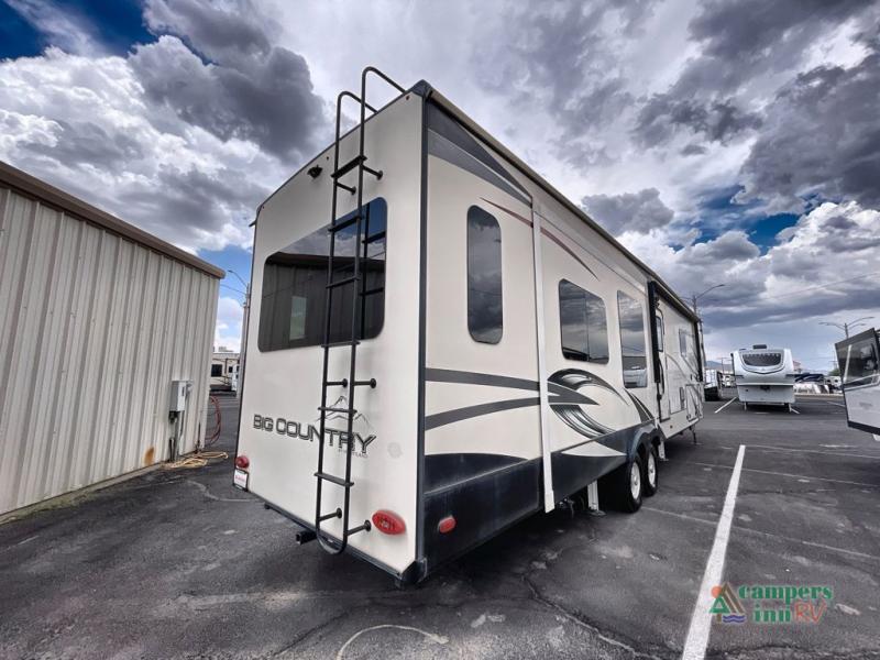 RV listing image