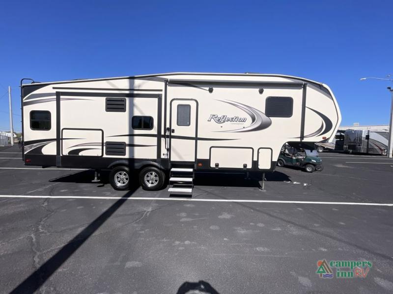 RV listing image