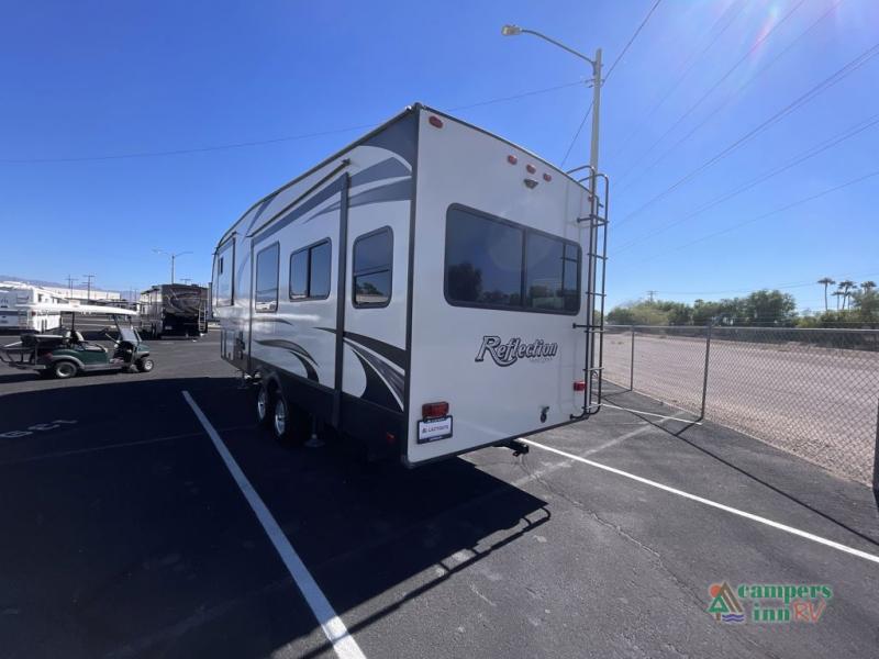 RV listing image