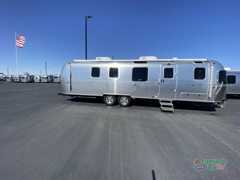 RV listing image