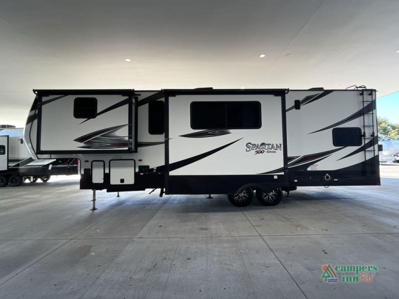 RV listing image