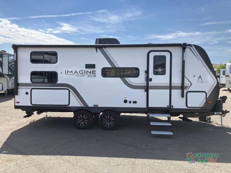 RV listing image