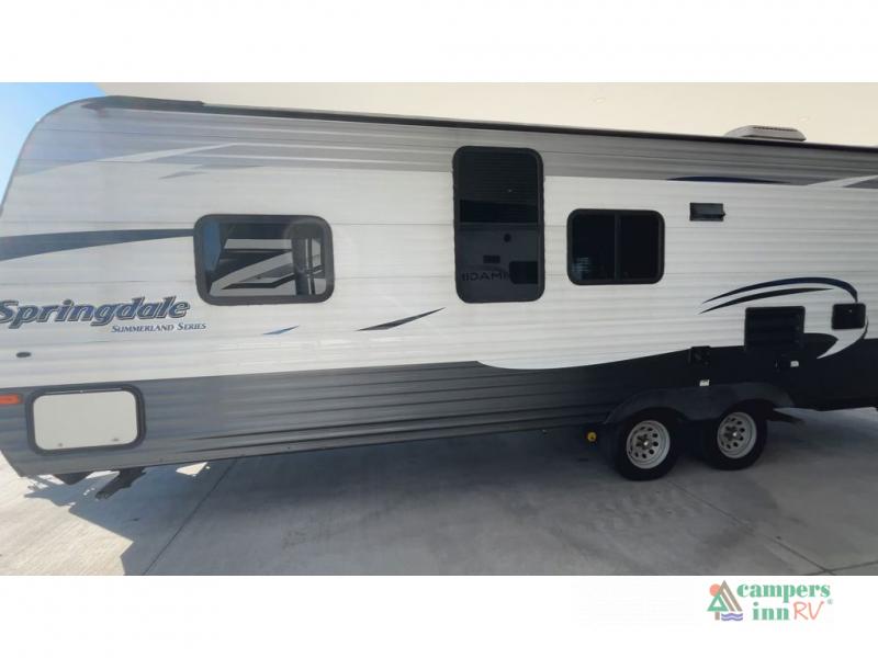 RV listing image