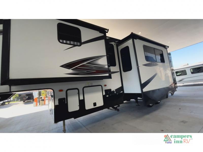 RV listing image