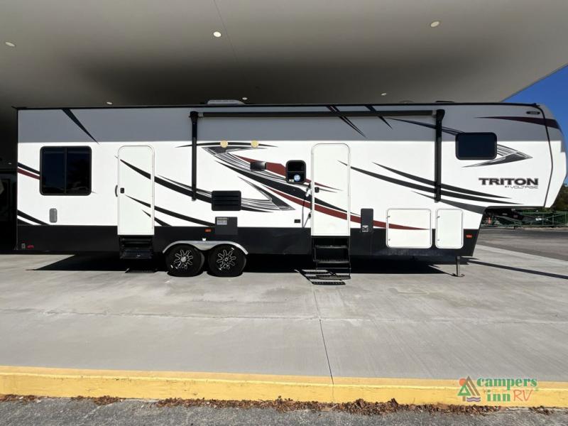 RV listing image