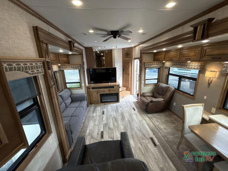 RV listing image