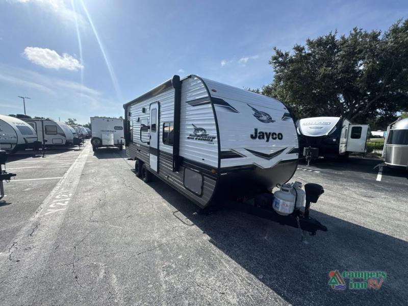 RV listing image