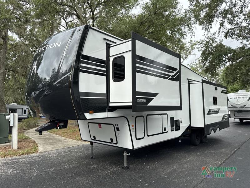 RV listing image