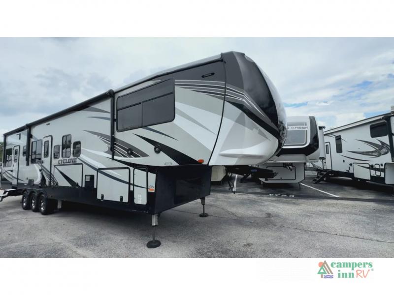 RV listing image