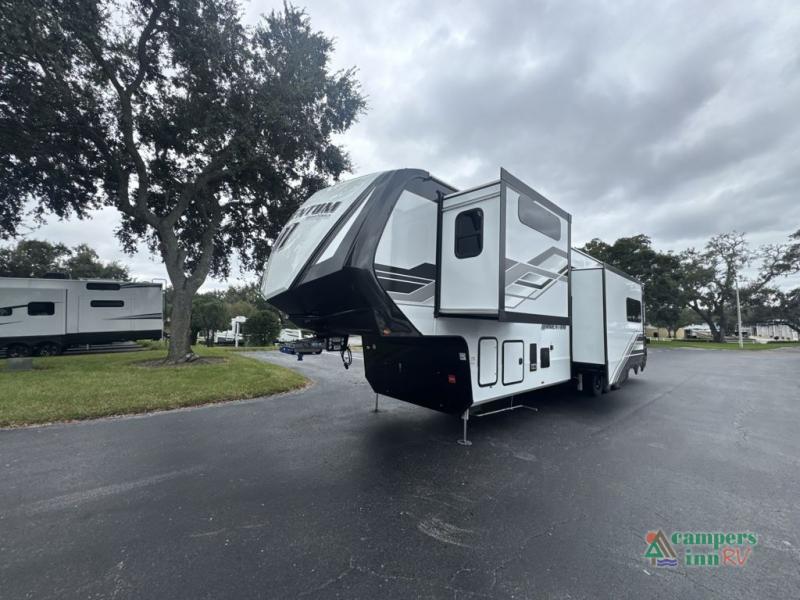 RV listing image