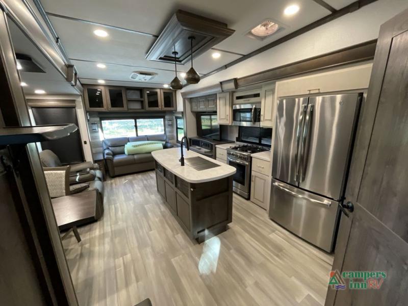 RV listing image