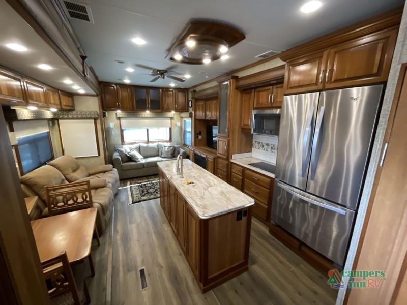 RV listing image