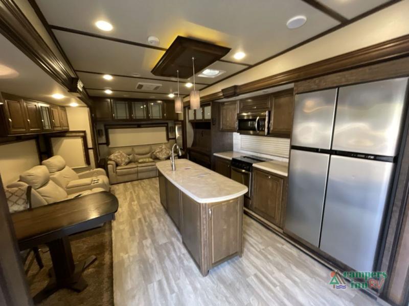 RV listing image