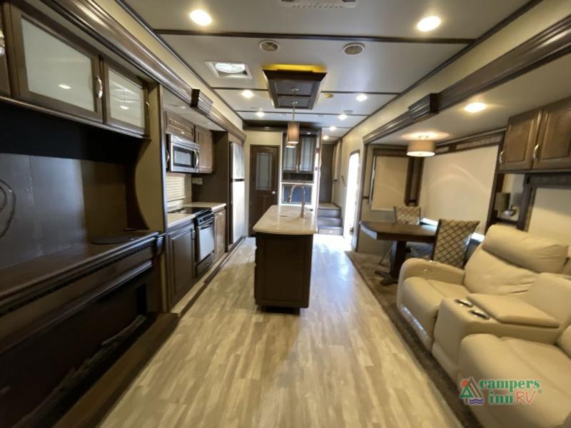 RV listing image