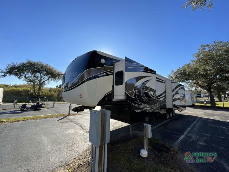 RV listing image