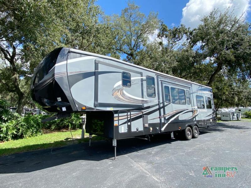 RV listing image
