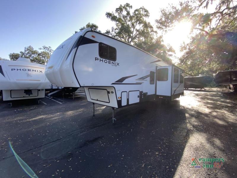 RV listing image