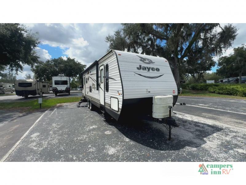 RV listing image