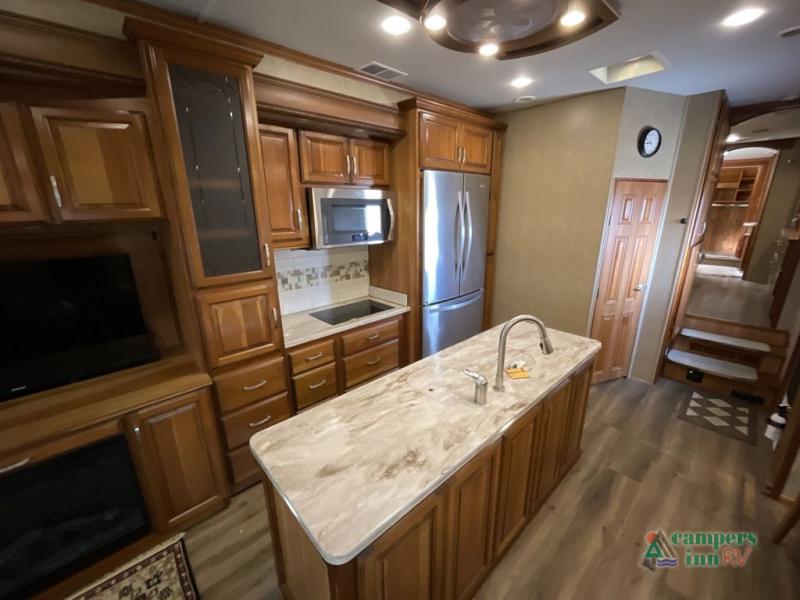 RV listing image